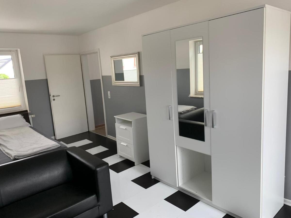 Apartment Voll Moebeliert Mit Balkon Bremen Exteriör bild